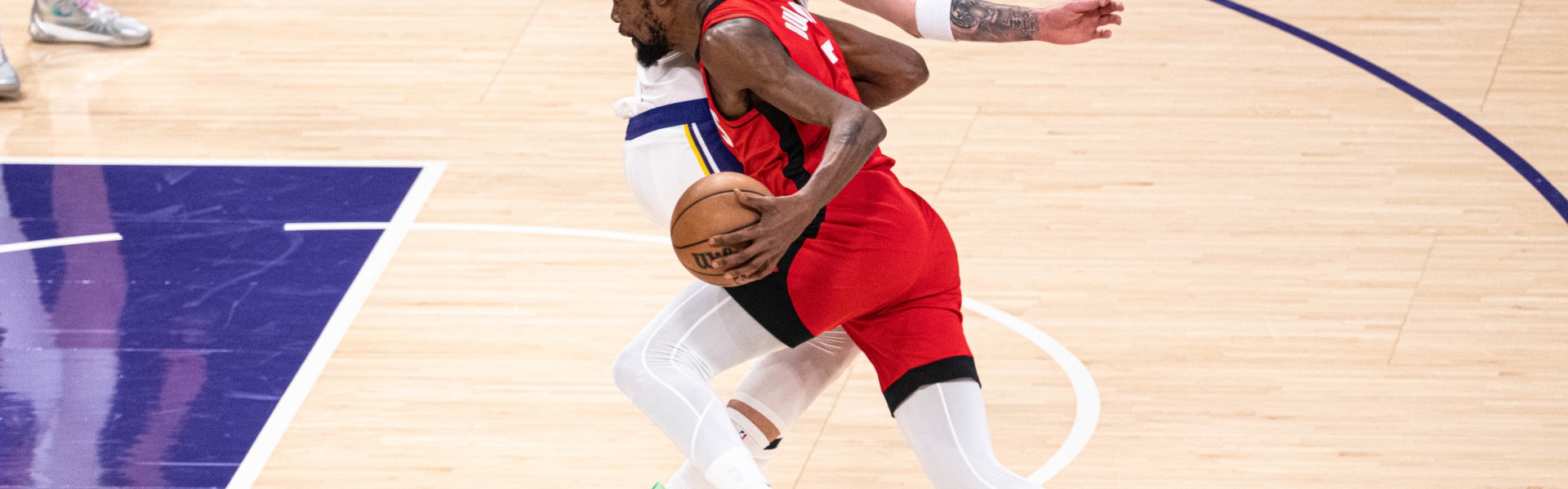 华体会体育官网-近在咫尺！火箭距西部第二仅差2个胜场 湖人差2.5个！